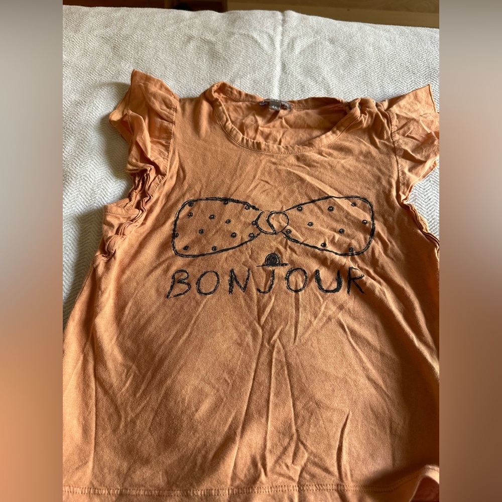 ‘Bonjour’ French ruffled sleeve tee, size 4